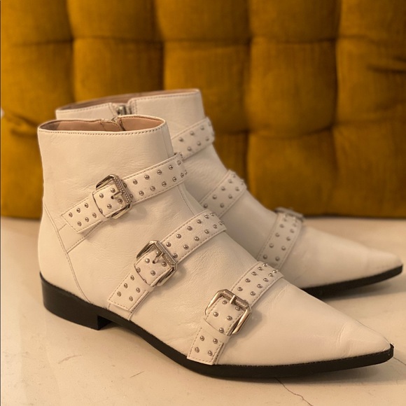 seraphim pointy toe booties